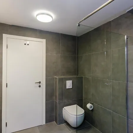 Four-bedroom In Nyaraló