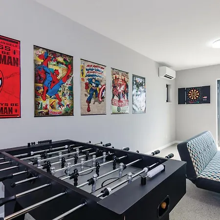 Σπίτι διακοπών Four-bedroom In *