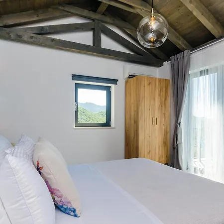 Four-bedroom In Σπίτι διακοπών