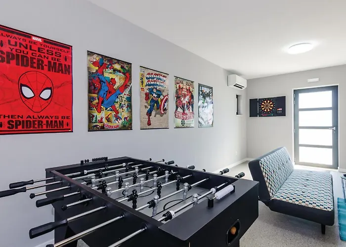 Ferienhaus Four-bedroom In *