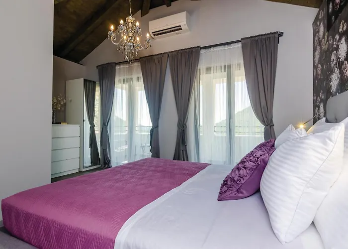 Ferienhaus Four-bedroom In *