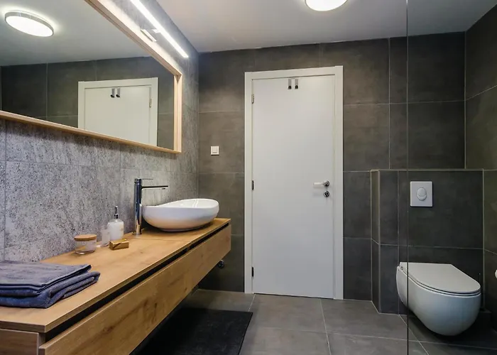 Four-bedroom In Zaton (Dubrovnik-Neretva)