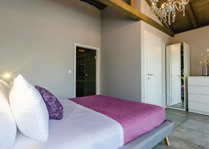 Ferienhaus Four-bedroom In Zaton (Dubrovnik-Neretva)